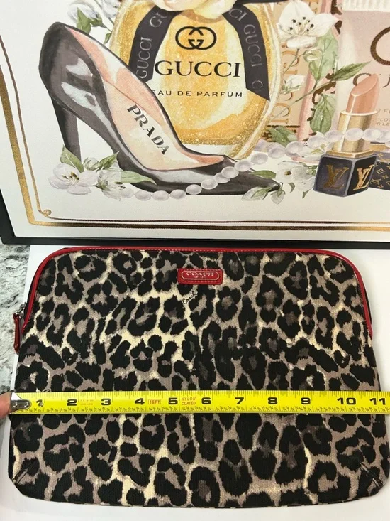 COACH Ocelot Tablet/Ipad Sleeve 😍❤️🐆 - Picture 13 of 13